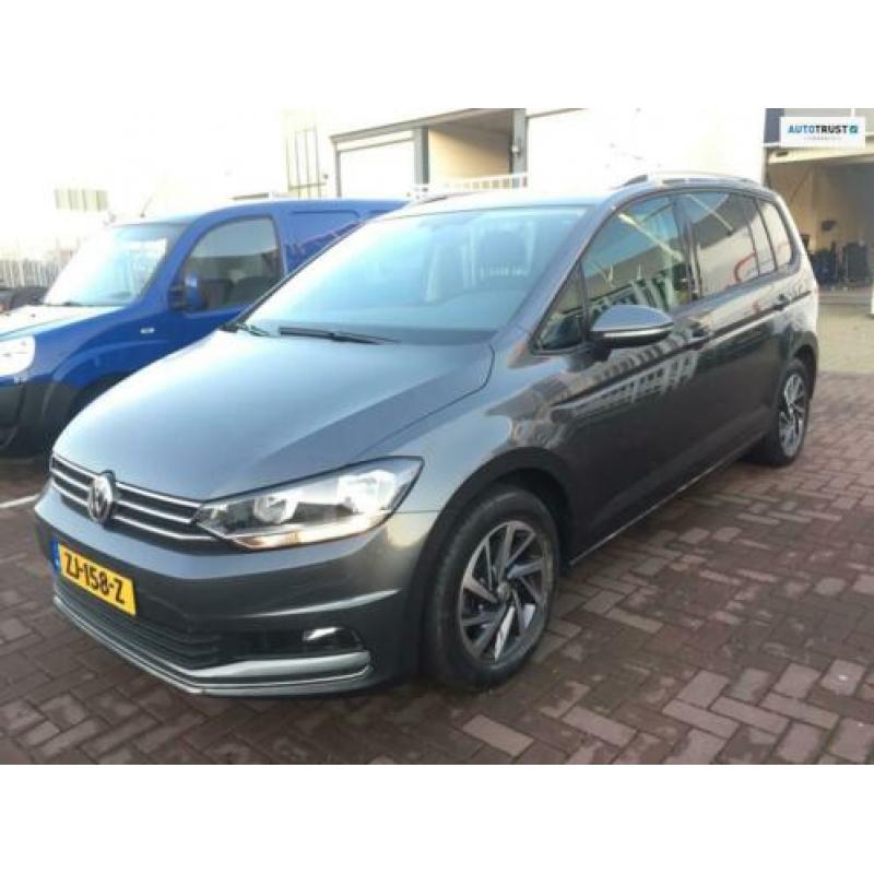 Volkswagen Touran 1.2 TSI Highline Business R