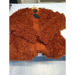 Nieuwe Guess flufy jas maat L