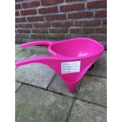 Speelgoed kruiwagen roze
