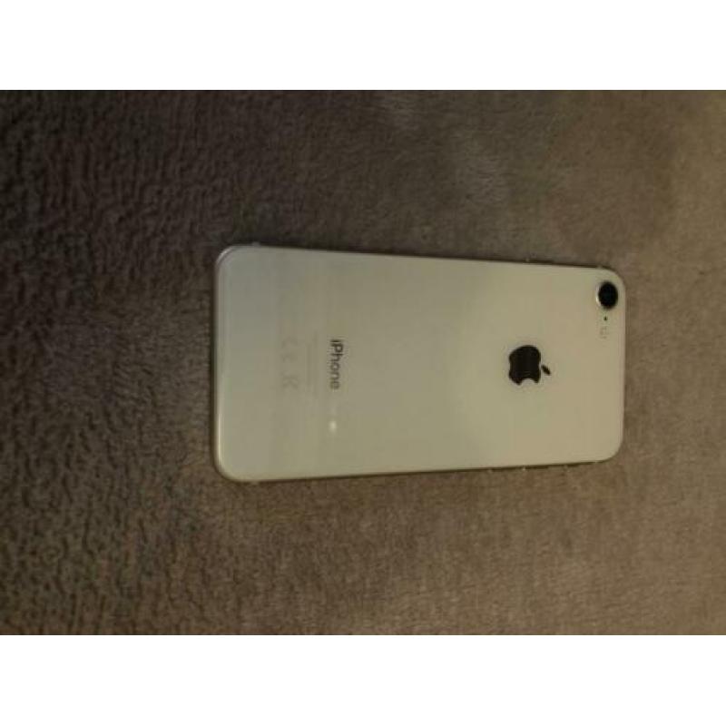 iPhone 8 - 64GB