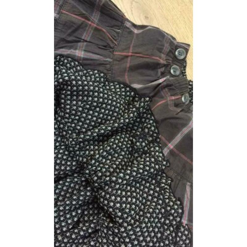 Superleuke rok reversible Carbone maat 98