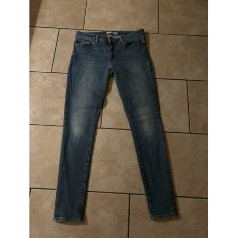 Levi’s 711, skinny, maat 28