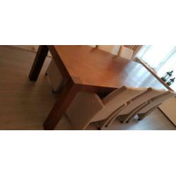 Eettafel inclusief 6 stoelen