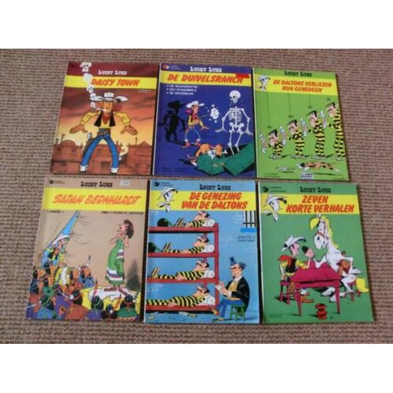 Partij van 63 verschillende Lucky Luke stripboeken