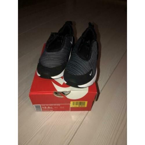 Nike air 270 maat 30