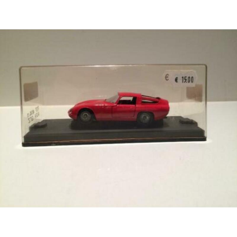 Miniatuurauto Alfa Romeo Giulia GTZ