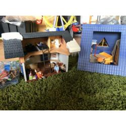 2 Playmobil vakantiehuisjes