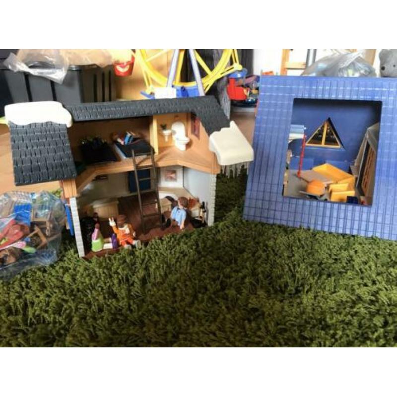 2 Playmobil vakantiehuisjes