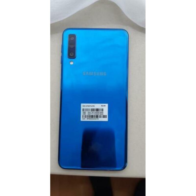 SAMSUNG Galaxy A7