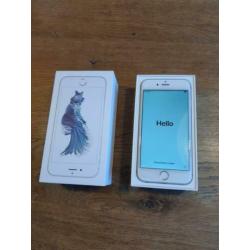 Iphone 6s zilver 32 GB met 8 hippe beschermhoesjes