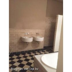 STUNTPRIJS wand en vloertegels beige / zwart marmer 20x20 cm