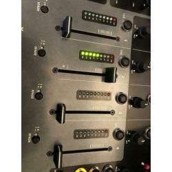 Allen & Heath Xone 42 mixer + decksaver