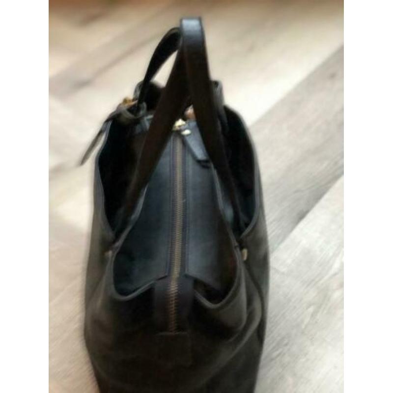 Echte Burkely handtas size S. Verkoop wegens weinig gebruik