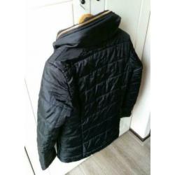 Zwarte winterjas van Only maat M