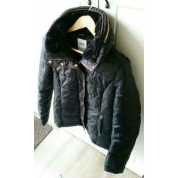 Zwarte winterjas van Only maat M