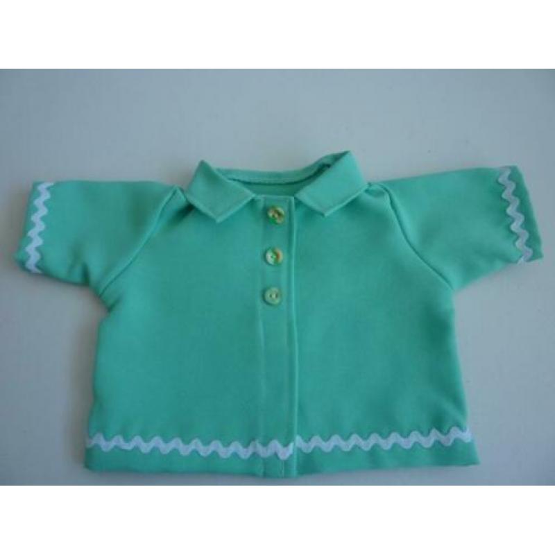 Cape of een jasje voor de baby pop van 43 cm.Poppenkleertjes