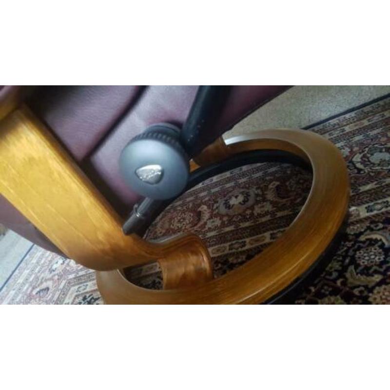 Stressless fauteuil donker aubergine