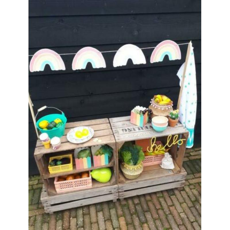 Gaaf kinder kraampje van fruitkisten ZGAN