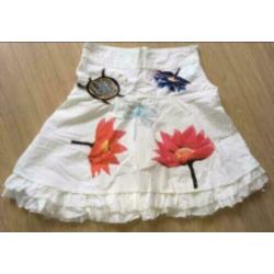 DESIGUAL Prachtige witte rok , maat 40