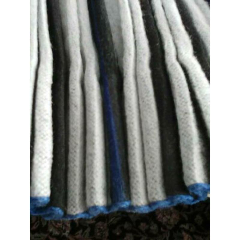 Volendammer plooirok/ blauwe rok
