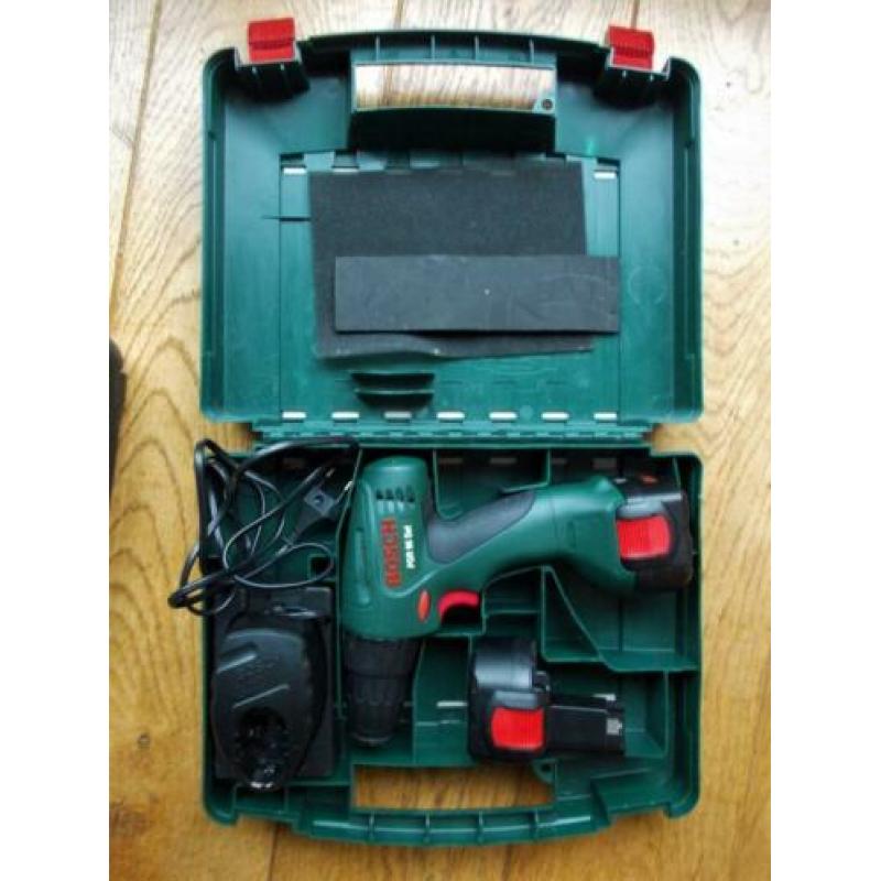 Accu boormachine van Bosch PSR 960 + bits/borenset.