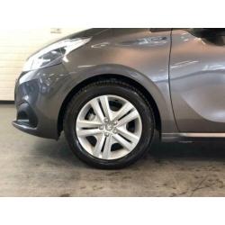 Peugeot 208 1.2 PureTech Signature | Nieuwe auto met € 3.600