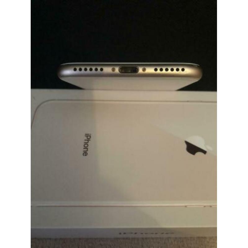 iPhone 8 - 64GB