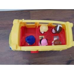 Iittle people schoolbus fisher price