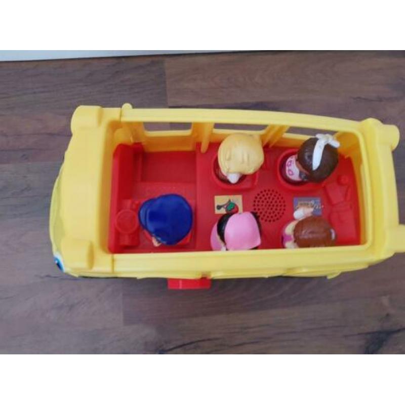 Iittle people schoolbus fisher price