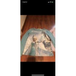 2 frozen disney topje van h&m in maat 134-140