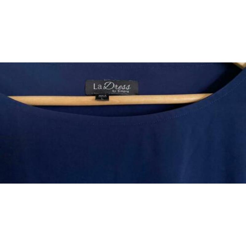 Mooi jurkje marine blauw LaDress, mt L