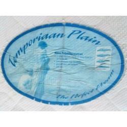 een persoons bed inkl. matras en lattenbodem