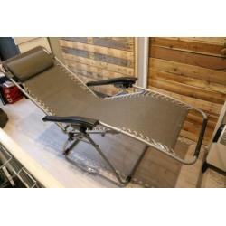 2 relax ligstoelen in nette staat