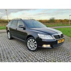Skoda Octavia Combi 1.2 TSI Ambition Business Line /Automaat