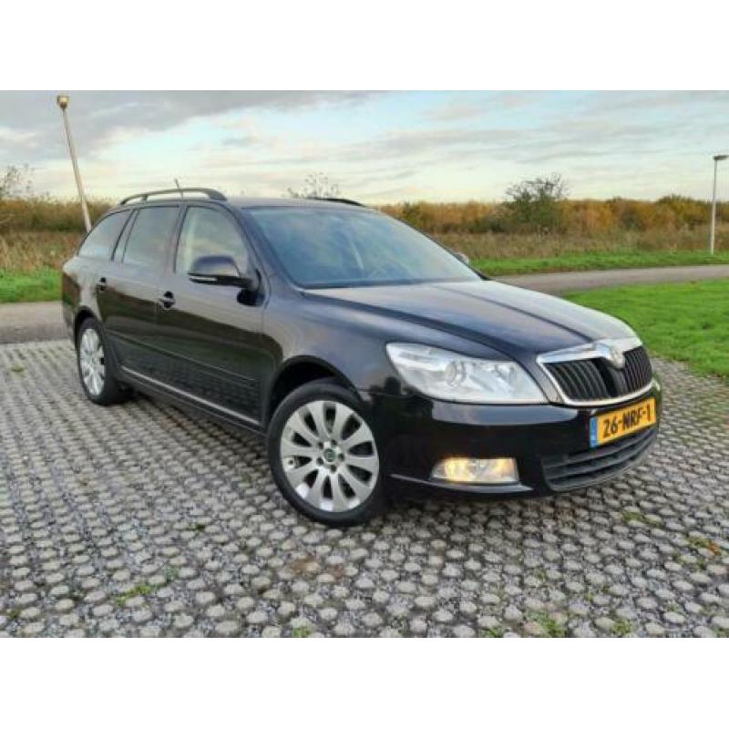 Skoda Octavia Combi 1.2 TSI Ambition Business Line /Automaat