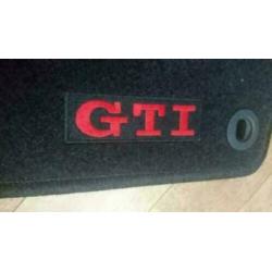 Mattenset pasklaar VW golf 3, 4, 5, 6, 7 opdruk GOLF of GTI