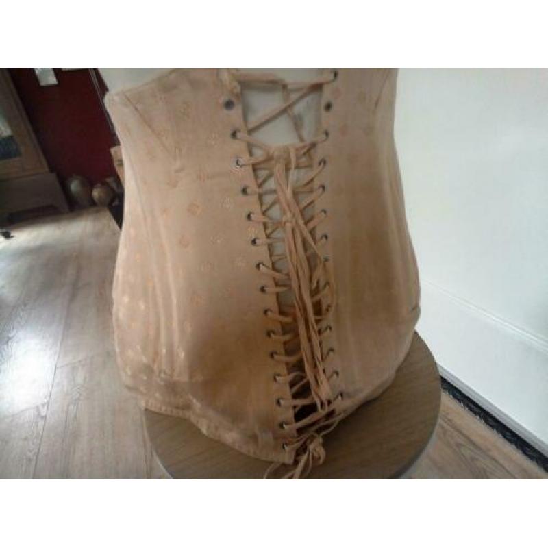 Corset