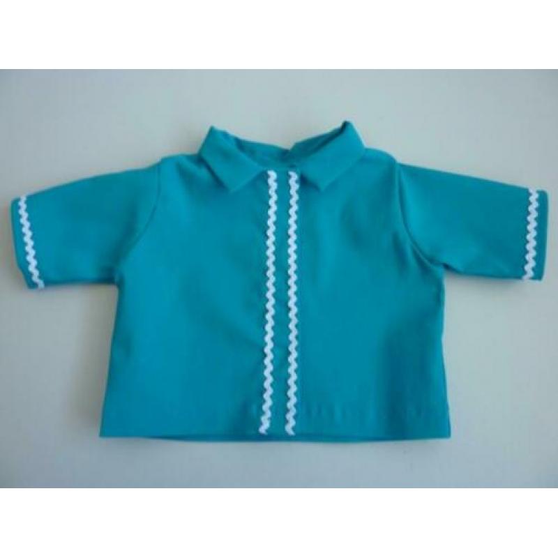 Cape of een jasje voor de baby pop van 43 cm.Poppenkleertjes
