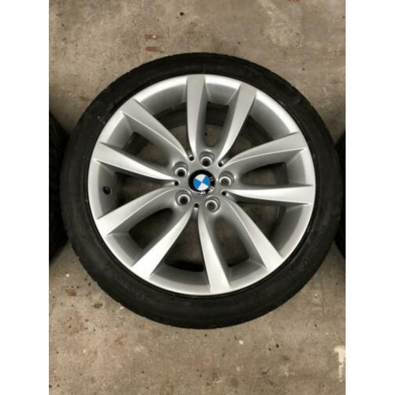 Nagenoeg nieuwe BMW 19” velgen met banden 331