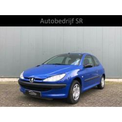 Peugeot 206 1.4 XR Nieuwe APK / Nap / Nieuwe banden!