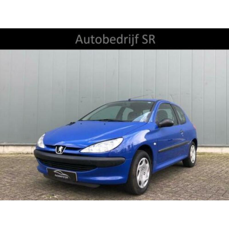 Peugeot 206 1.4 XR Nieuwe APK / Nap / Nieuwe banden!