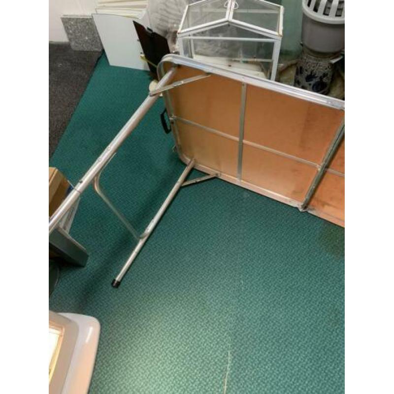 Camping tafel