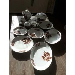 Jaren 70 servies