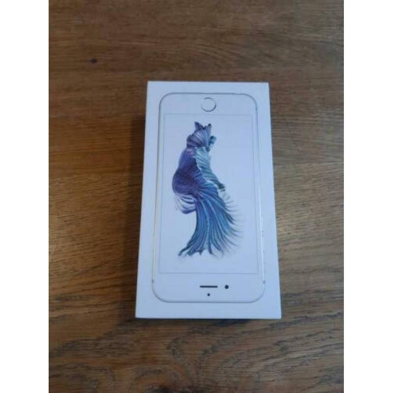 Iphone 6s zilver 32 GB met 8 hippe beschermhoesjes