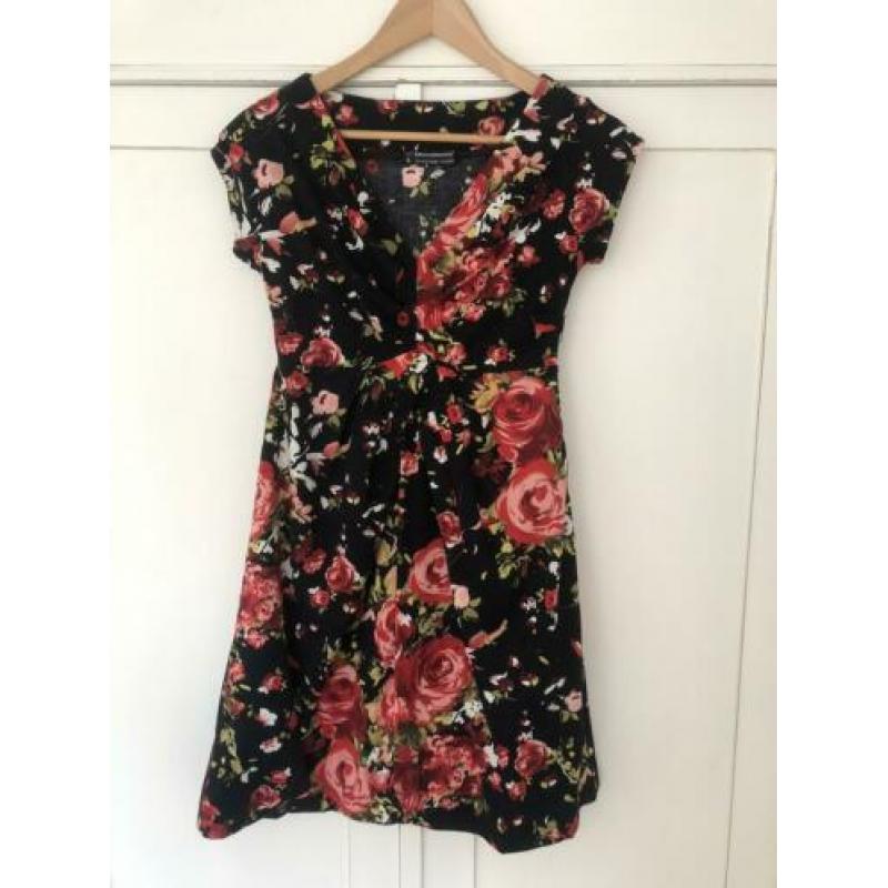 Super mooie Rinascimento jurk S/XS vintage uiterlijk bloemen