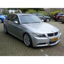 Bmw 3-SERIE 325D M SPORT UITGEVOERD /NAVI/ XENON
