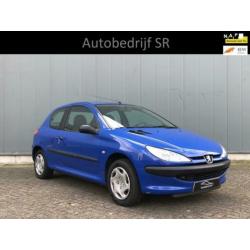 Peugeot 206 1.4 XR Nieuwe APK / Nap / Nieuwe banden!