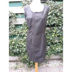 • Geisha jurk/tuniek voor 40-42 in bruin waxed stof, nieuw.