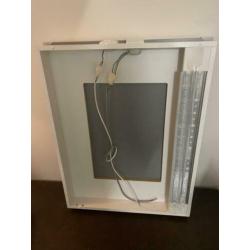 Badkamerspiegel 80x62,5x8,5cm met halogeen spot