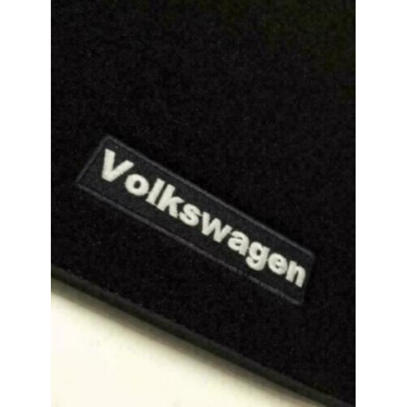Mattenset pasklaar VW golf 3, 4, 5, 6, 7 opdruk GOLF of GTI